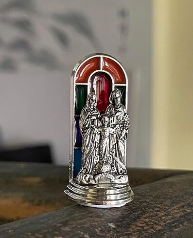 5 قطع تماثيل صغيرة مزيج سانت كريستوفر سانت مايكل العائلة المقدسة الرحمة الإلهية سيدة سيدة دينية تمثال أيقونة نافذة الكنيسة الملون خلفية ديكور المنزل زخرفة السيارة مع قاعدة قابلة لللصق in Kuwait