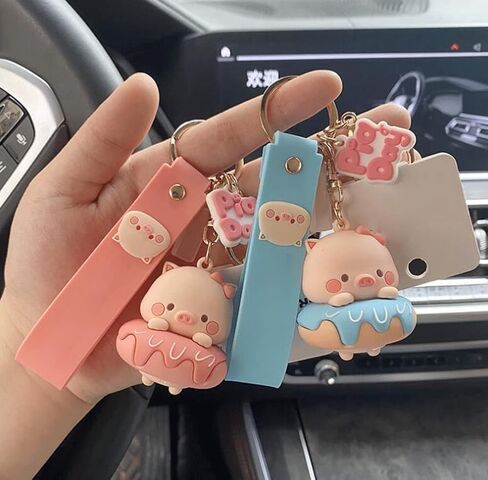 Cute Kawaii Pig Keychain Accessories, Cute Cartoon Pig Keychain Charm 3D Animal Keyring Car Key Purse Bag Handbag Backpack Charm Decoration for Women Girls in Saudi Arabia