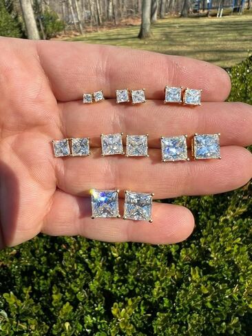Moissanite Princess Cut Solitaire Stud Earrings for Women in 14k Gold & White Gold Over 925 Sterling Silver 0.6-8ct Round Cut VVS/D Color Iced out Classic Square Cut Stud Moissanite Earrings in Saudi Arabia