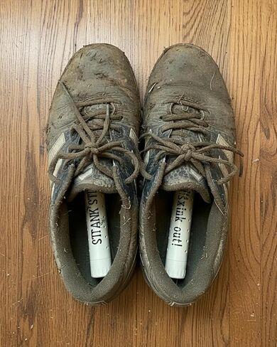 مزيل الروائح الكريهة للأحذية ومزيل الرائحة من جلوفيستيكس ستانكستيكس سولوس للأحذية، والأحذية طويلة الرقبة، وحقائب الصالة الرياضية ذات الرائحة الكريهة، والملاكمة، واللاكروس، وكرة القدم والهوكي، وغير سامة in Kuwait