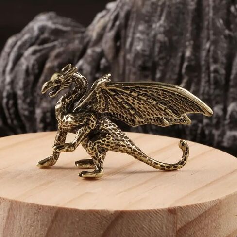 2Pcs Little Dragon Winged Dragon Brass Ornaments and Majestic Copper Dragon with Wings Figurine Bronze Micro Carved Tea Pet Ornaments in Kuwait