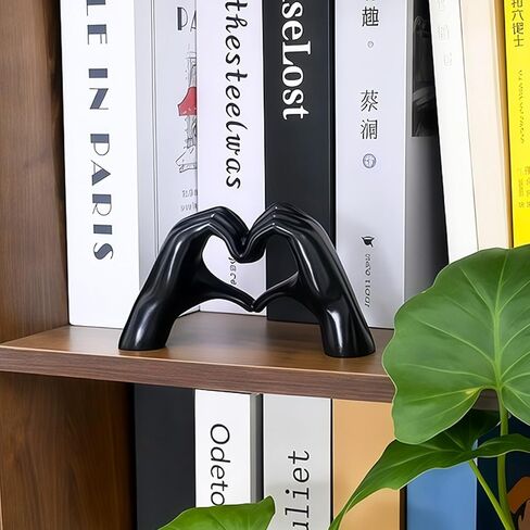 منحوتة حب صغيرة سوداء اللون لتزيين رف الكتب في غرفة المعيشة، تماثيل يد على شكل قلب حديث تجريدي لقلوب الحب هدية لعيد ميلاد الزفاف، ديكور المنزل in Kuwait