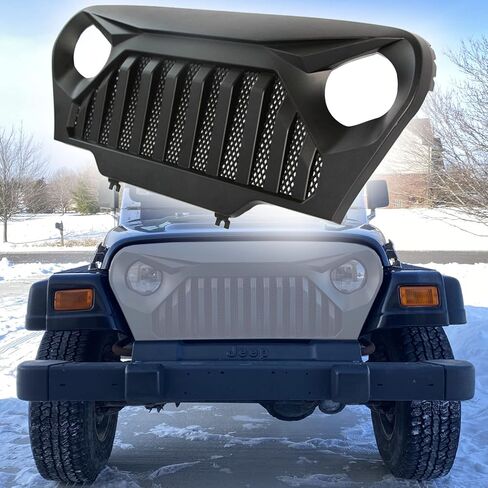 TJ Wrangler Front Grille Grill لـ 1997-2006 Wrangler TJ LJ Vader شبكة إدراج مصبغة (Angry Bird أسود) in Kuwait