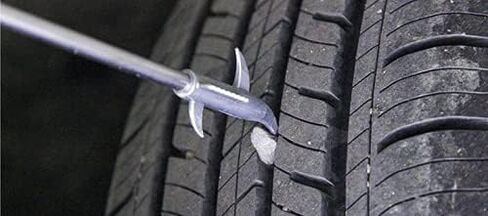 WOIWO 1PCS Multi-function Car Tyre Stone Cleaning Screwdriver Stone Hook Car Tyre Stone Cleaning Tool Gap Cleaner in Kuwait