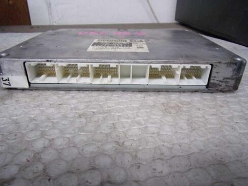 Engine ECM Control Module Fits 03 Compatible with Lexus ES300 89666-33442 8966633442 in Saudi Arabia