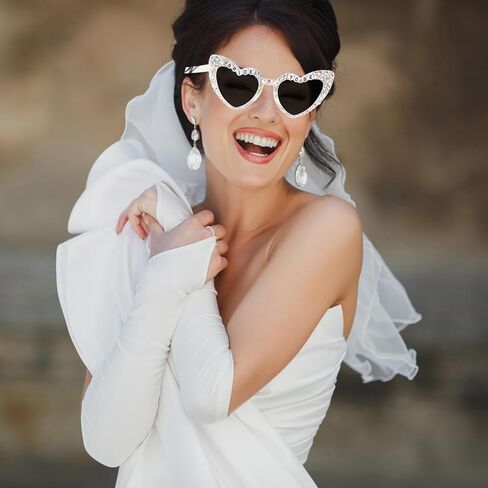 نظارات العازبة الشمسية Bride To Be Sash and Veil مجموعة حفلات العازبة إكسسوارات العروس العازبة لديكسكو لحفلات العازبة وحفلات الزفاف وحفلات الخطوبة in Kuwait