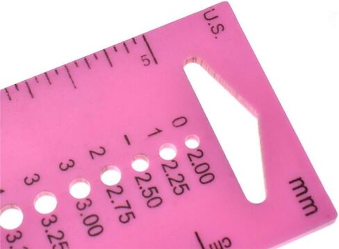 Pink Measure Ruler, Plastic Inch All in One Crochet Hook Craft for Knitting Needles Sewing Ruler Needle Gauge Sewing Tools Sewing Rulers in Saudi Arabia