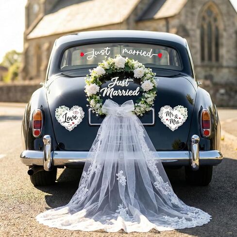 مجموعة تزيين السيارة Just Married - إكليل الزهور الأبيض مع تول من الدانتيل المتتالي، علامة Just Married ثلاثية الأبعاد، السيد والسيدة المغناطيسية وقلوب الحب، شارات النوافذ - ديكور أنيق للسيارة المهرب، الاحتفال in Kuwait