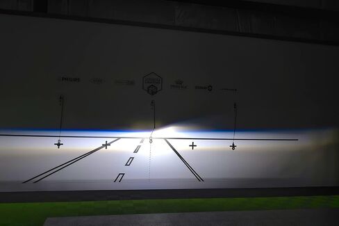 Morimoto BI-LED High/Lowbeam, Sealed3 LED Headlight Housing, Universal 90mm DOT Approved Projector, Ultra Bright Plug and Play Upgrade for Custom Cars, Motorcycles, Motorhomes, Buses, etc. (1x LF802) in Kuwait