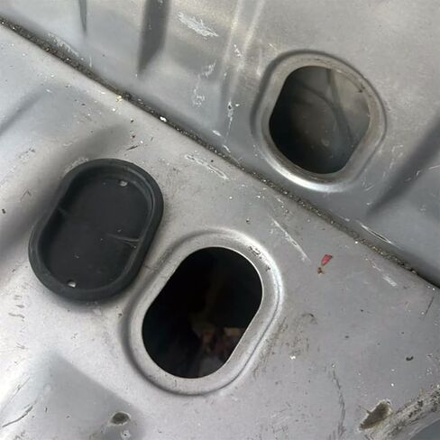 2Pcs Truck Bed Drain Plug Hole End Cap Plastic Cover Compatible with Toyota Tundra 2007-2021 2nd Gen Replace 47419-0C010 474190C010 in Kuwait