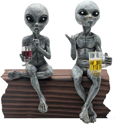 John Bernard & Company Alien Invasion 'Party Alien' Wine Drinking Female and Beer Drinking Male Ledge Lounger 10 Inch H Funny Home or Garden Alien Statue Set (Green) in Saudi Arabia