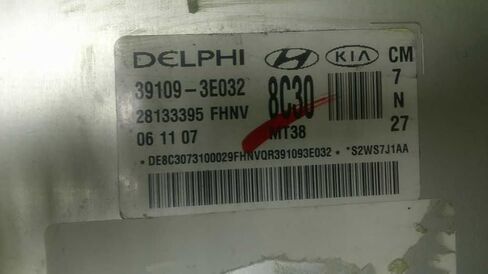 Engine ECM Control Module 2.7L at 07-09 Compatible with Hyundai Santa FE 39109-3E032 391093E032 in Saudi Arabia