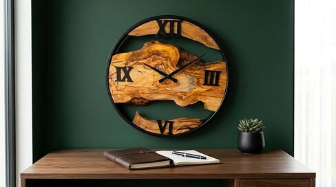 ساعة حائط من خشب الزيتون مقاس 20 بوصة - لوح صلب طبيعي بحافة حية وآلية صامتة غير موقوتة - ديكور مزرعة ريفي للمطبخ وغرفة النوم وغرفة المعيشة in Kuwait