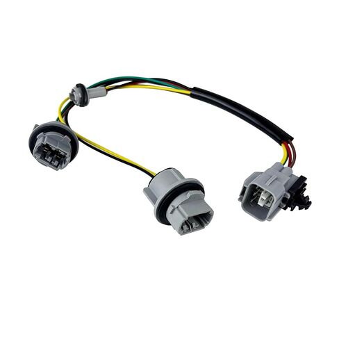 Rear Tail Light Socket Harness (81555-04150) for Toyota Tacoma 2005-2015 – Direct Replacement for Brake/Signal/Parking Lights – Fixes Flickering & Corrosion (No Bulbs Included) in Kuwait