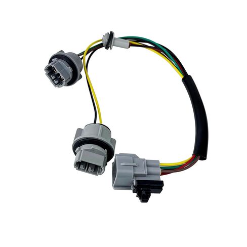 Rear Tail Light Socket Harness (81555-04150) for Toyota Tacoma 2005-2015 – Direct Replacement for Brake/Signal/Parking Lights – Fixes Flickering & Corrosion (No Bulbs Included) in Kuwait