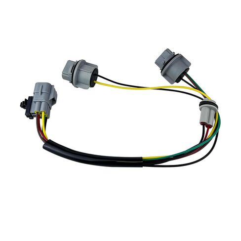 Rear Tail Light Socket Harness (81555-04150) for Toyota Tacoma 2005-2015 – Direct Replacement for Brake/Signal/Parking Lights – Fixes Flickering & Corrosion (No Bulbs Included) in Kuwait