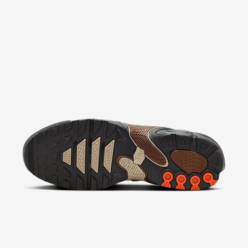 حذاء Nike Air Max Plus Drift للرجال للشتاء (FZ3041-200، كاكي/رمادي دخاني داكن/سانددريفت/قرمزي مفرط) مقاس 9 in Saudi Arabia