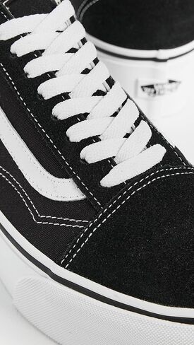 Vans UA Old Skool Stackforms، أسود/أبيض حقيقي، 12 US للنساء/10.5 US للرجال in Kuwait