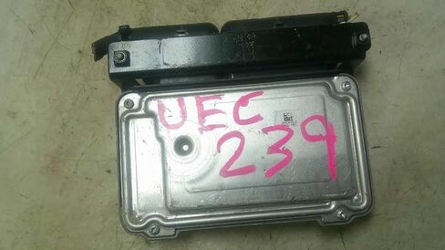 وحدة التحكم في المحرك ECM 2.0L تناسب 14-16 متوافقة مع VW المتوافقة مع Jetta 06G 907 309 06G907309 in Saudi Arabia