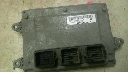 وحدة التحكم في المحرك ECM 2.0L تناسب 06 متوافقة مع Honda Civic 37820-RRB-A04 37820RRBA04 in Saudi Arabia
