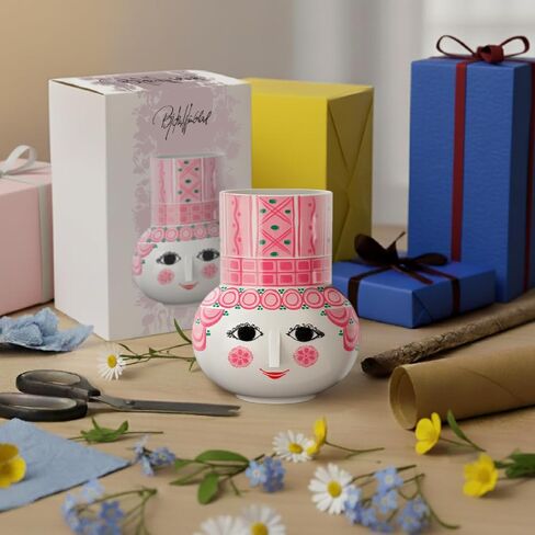 مزهرية Bjorn Wiinblad Olga، باللون الوردي، بارتفاع 13.9 سم، متضمنة في صندوق هدايا in Kuwait