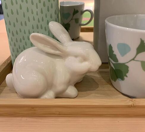 مجموعة من 2 تمثال أرنب بورسلين تمثال زينة ربيع عيد الفصح تماثيل أرنب بيضاء ريفية عتيقة لطاولة طعام عيد الفصح قطعة مركزية صينية متدرجة رف زخرفة in Kuwait
