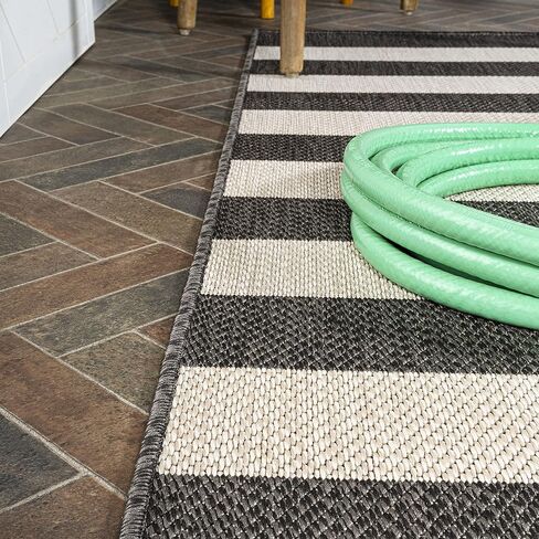 JONATHAN Y Two-Tone Wide Stripe Indoor Outdoor Area Rug 4X6 Black/Beige, Negril for Backyard, Patio, Porch, Easy-Cleaning, High Traffic, Pet-Friendly, Non-Shedding (SMB203B-4) in Saudi Arabia