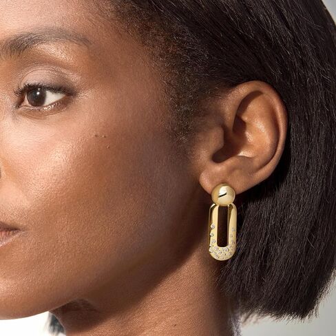 أقراط روس سيمونز متدلية من الخرز مطلية بالذهب الأصفر عيار 14 قيراط مع 1.20 قيراط. t.w. تشيكوسلوفاكيا in Kuwait