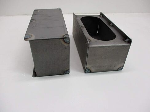 CTW Steel Oval Mounting Boxes for 6 inch LED Oval Brake Stop Turn Tail Lights/Set in Kuwait