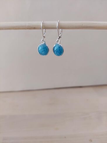 Handmade Lightweight Womens Silver Gold Resin Small Drop Earrings on Silvertone Leverback Beads by Bettina in Kuwait