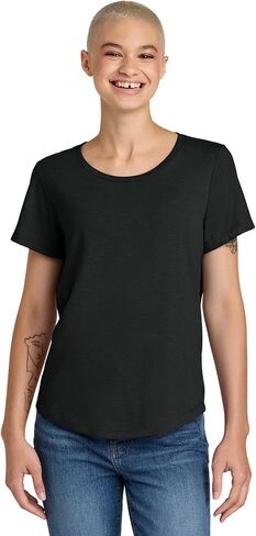 تي شيرت نسائي مريح ذو مزيج ثلاثي ورقبة واسعة من Allmade in Kuwait