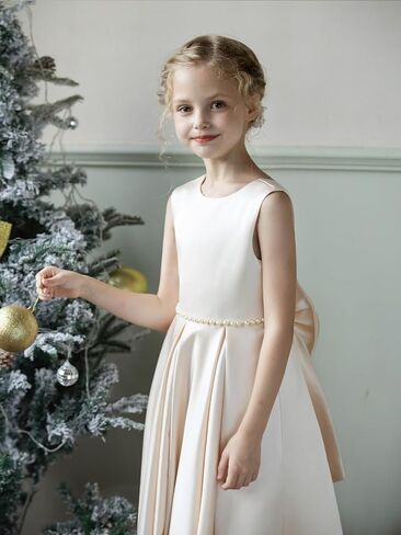 Satin Flower Girl Dresses for Wedding Pearls Backless Princess Pageant Dress with Bow Floor Length Prom Ball Gowns in Saudi Arabia