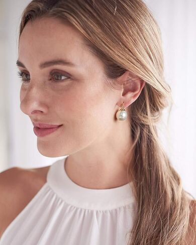 أقراط متدلية من الفضة الإسترليني عيار 14 قيراط مطلية بالذهب عيار 925 مقاس 14 ملم بيضاء مستديرة من اللؤلؤ للنساء أقراط متدلية خفيفة الوزن لمجوهرات الزفاف البسيطة لمجوهرات عيد الميلاد مطلية بالذهب والفضة in Kuwait