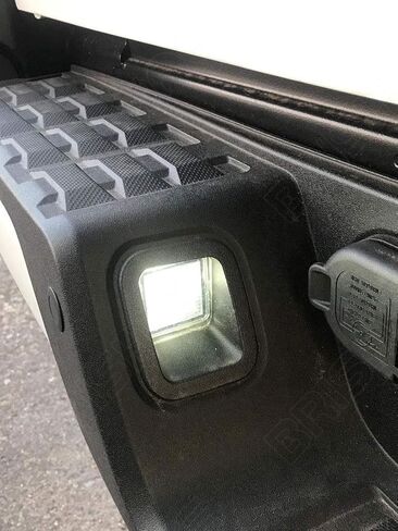 مجموعة إضاءة داخلية LED بيضاء لسيارة Toyota Tacoma 2005-2015 فائقة السطوع 6000K LED حزمة المصابيح الداخلية + أضواء لوحة الترخيص وأداة التثبيت in Saudi Arabia