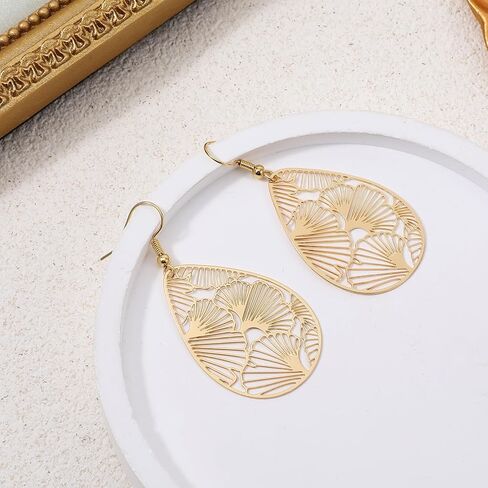 Trendy Hanging Earring Leaf, Gold Filigree Teardrop Earrings for Women, Boho Gold Dangling Earring, Lightweight Dangle Earrings in Saudi Arabia
