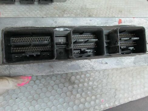 وحدة التحكم في المحرك ECM 6.8L 2005 متوافقة مع Ford E350 Van 5C2A-12A650-DBB 5C2A12A650DBB in Saudi Arabia