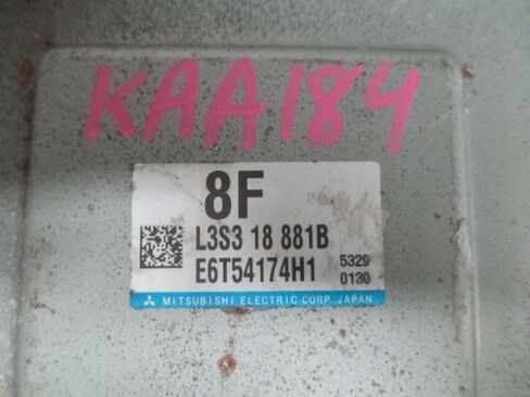 وحدة التحكم في المحرك ECM 2.3L تناسب 04-05 متوافقة مع Mazda 3 L3S3 18 881B L3S318881B in Saudi Arabia