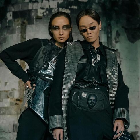 قلادة على شكل رصاصة فاسق مع علامة كلب معدنية على شكل قلادة على شكل فاسق وإكسسوارات أزياء تنكرية وهدايا ميرش الشريرة in Kuwait