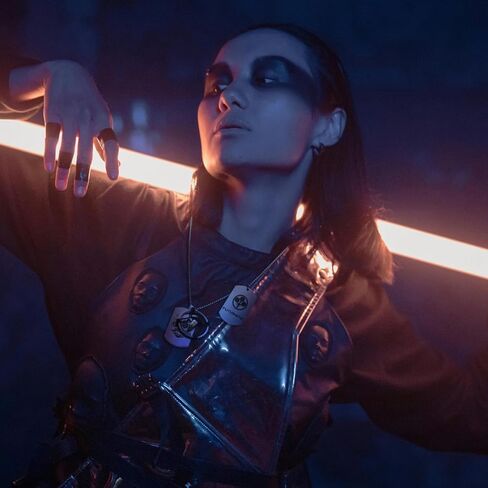 قلادة على شكل رصاصة فاسق مع علامة كلب معدنية على شكل قلادة على شكل فاسق وإكسسوارات أزياء تنكرية وهدايا ميرش الشريرة in Kuwait