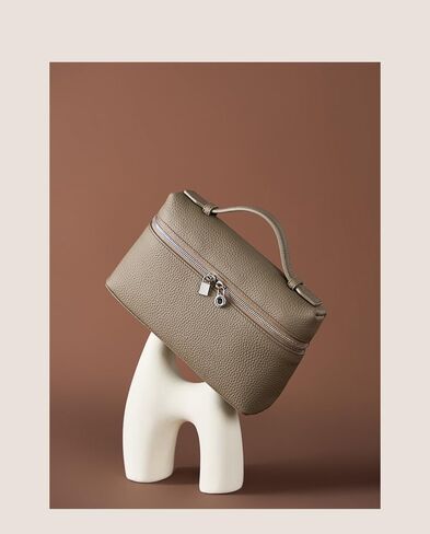 حقيبة كروس من ريجولي للنساء بمقبض علوي وحقيبة كتف جلدية صغيرة in Kuwait