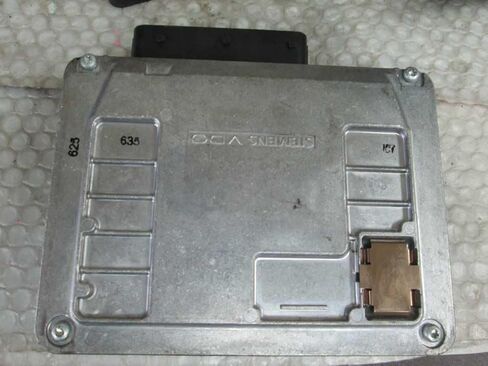 Engine ECM Control Module 3.2L 05-06 Compatible with Porsche Cayenne 0AD 927 755 AM 0AD927755AM in Saudi Arabia