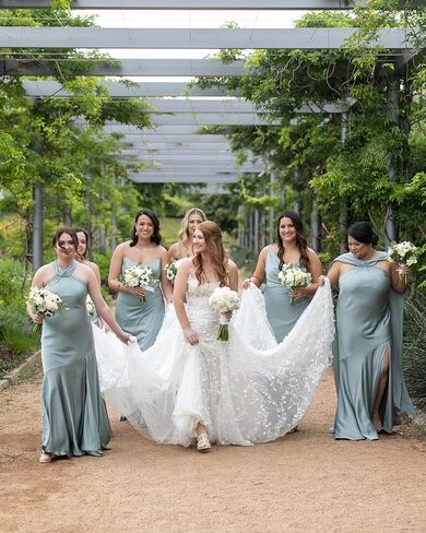 فساتين وصيفة العروس من الساتان من ForElise مع وشاح، فستان حفلة موسيقية أنيق بفتحة in Kuwait