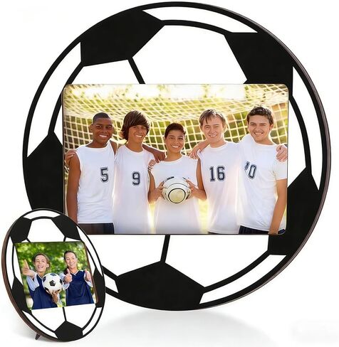 إطار صورة لكرة القدم من الخشب الصلب - إطار صورة مصنوع يدويًا على شكل كرة قدم مقاس 4x6 بوصة | هدايا المدرب المميزة وجوائز الفريق وعرض التذكارات in Kuwait
