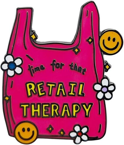 بروش مطلي بالمينا مطبوع عليه عبارة "Time For That Retail Therapy"، وجه مبتسم لطيف مع حقيبة تسوق، دبوس طية صدر السترة مضحك للنساء والفتيات in Saudi Arabia