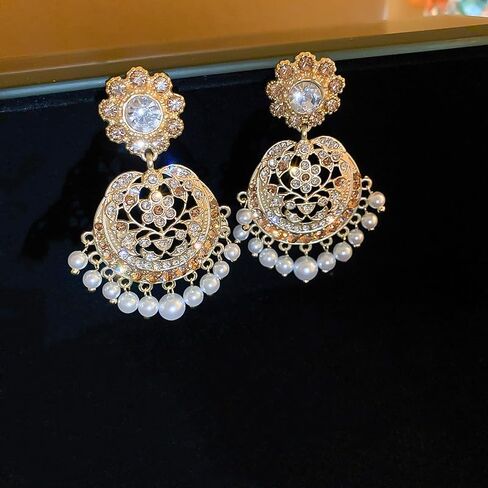 أقراط مطرزة باللؤلؤ الهندي أقراط ثريا كريستال بوهيمية Jhumka مثالية للنساء في المناسبات العرقية in Kuwait