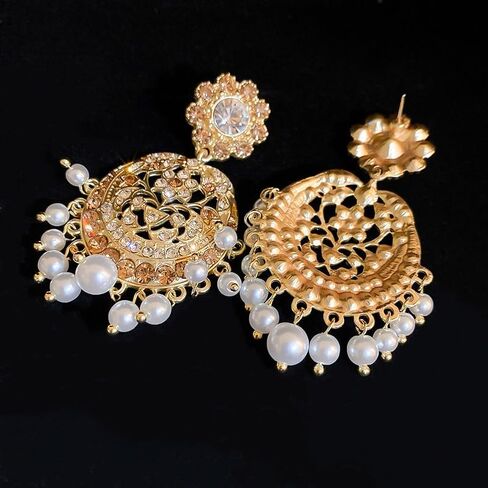 أقراط مطرزة باللؤلؤ الهندي أقراط ثريا كريستال بوهيمية Jhumka مثالية للنساء في المناسبات العرقية in Kuwait