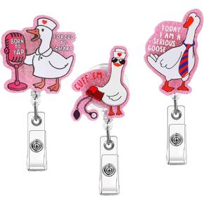 3 قطع مضحكة أوزة ممرضة شارة بكرة الكفة 'Em حامل شارة مع مشبك قابل للسحب مشبك التمساح لطيف وردي سخيف أوزة أكريليك سباركلي هدية ل RN LPN CNA MA الممرضات الأطباء العاملين الاجتماعيين in Kuwait