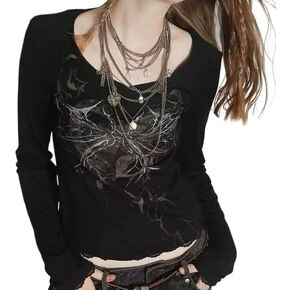 كنزات نسائية Y2K عتيقة برسومات قوطية وأكمام طويلة بقصة ضيقة 2000s ملابس الشارع الشهير سترة Alt غير رسمية in Kuwait