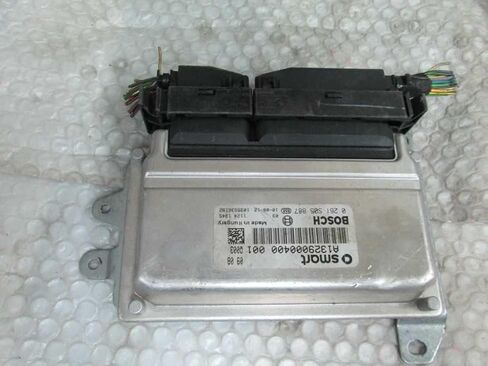 وحدة التحكم الإلكترونية للمحرك ECM تناسب 09-10 Smart A1329000400 in Saudi Arabia