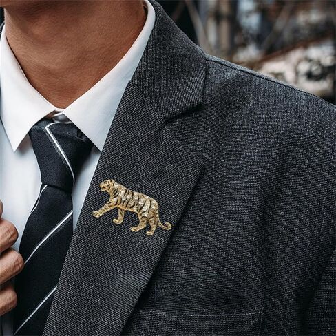 Luxury Crystal Tiger Brooch Pins for Women Men Vintage Gold-Tone Climbing Black Spots Leopard Brooch Fashion Panther Cougar Pin Suit Jackets Coat Animal Jewelry Gift in Saudi Arabia